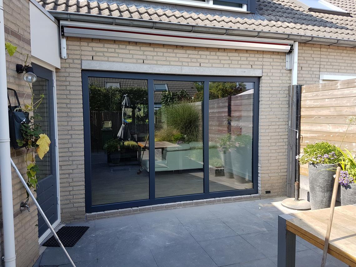 Kunststof schuifpuien van Home in Progress